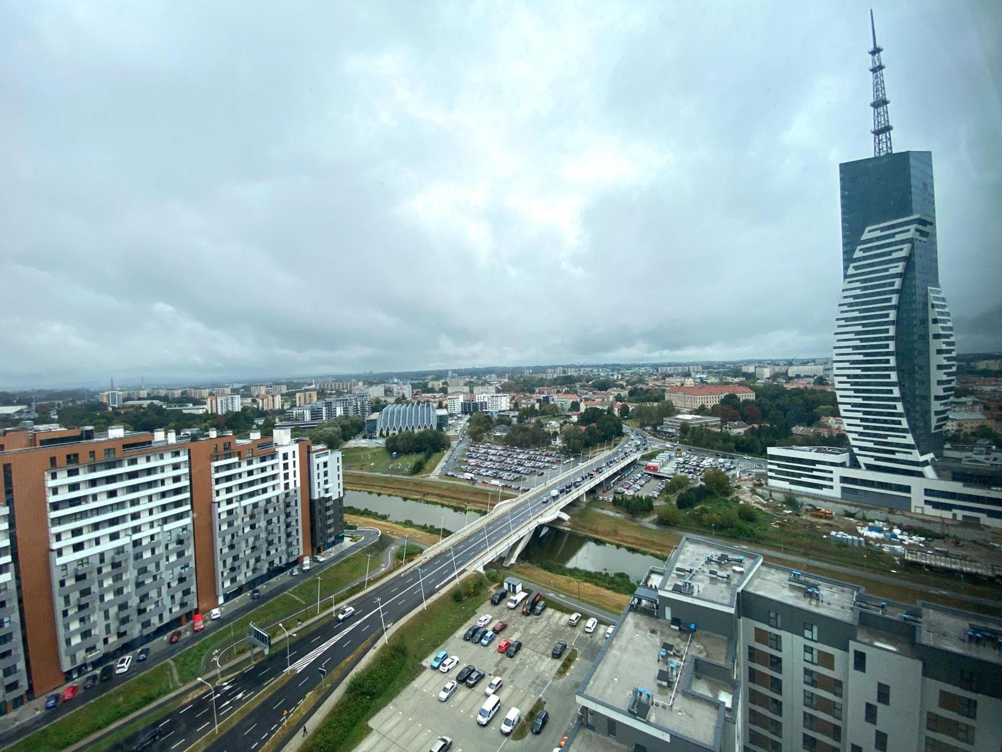Panorama Capital Luna Rzeszów Exteriör bild